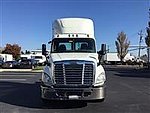 2014 Freightliner Cascadia 125 - Day Cab