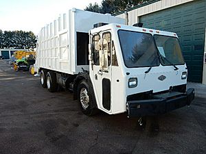 2007 CCC LET2-46 - Refuse Truck
