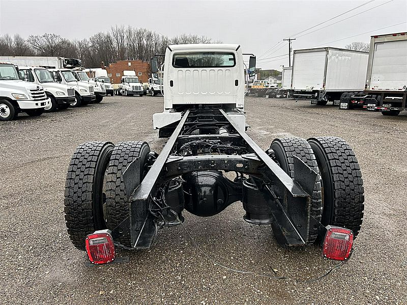 2016 Freightliner M2 (For Sale) Cab & Chassis 9212