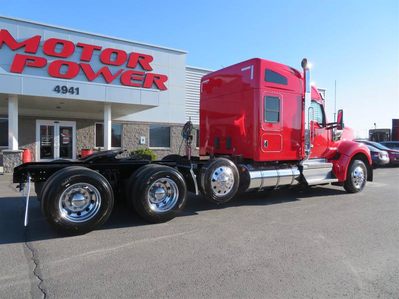 2024 Kenworth W990 (For Sale) 76" Sleeper 336791 * Roadworx