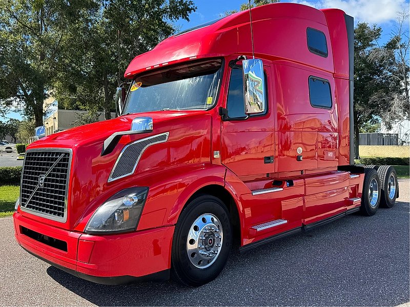 2018 Volvo VNL 780 (For Sale) 77" Sleeper 02VU998531