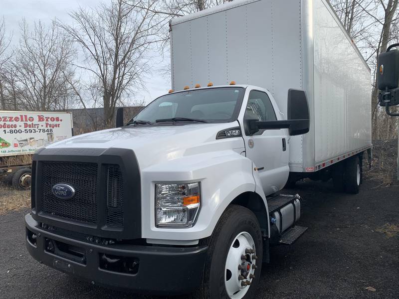 2022 Ford F750