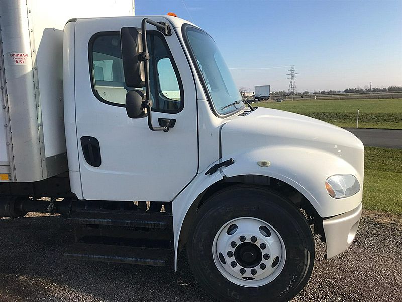 2016 Freightliner M2