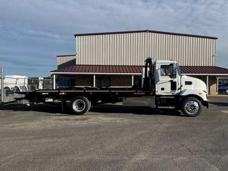 2023 Mack MD6 42R (For Sale) | Rollback | Non CDL | #A251B/MD005705