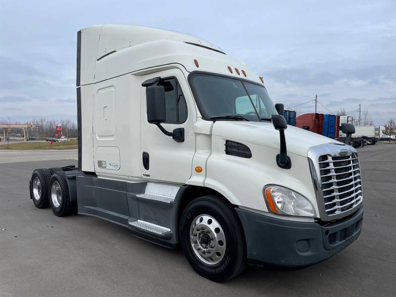 2013 freightliner truck mattawan