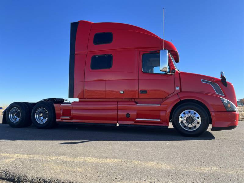 2018 Volvo VNL 780 For Sale Sleeper Truck 10VU998513