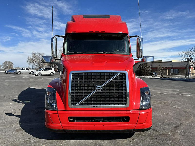2018 Volvo VNL 780 (For Sale) Sleeper Truck 22VU998527