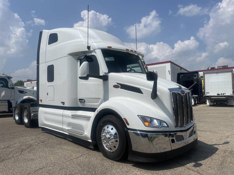 2024 Peterbilt 579 For Sale 80" Sleeper 30A602126