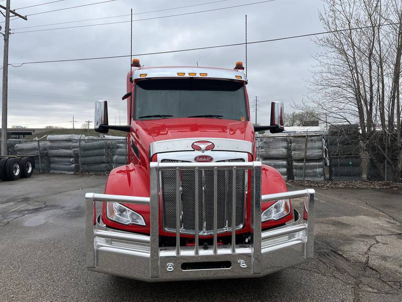 2024 Peterbilt 579 (For Sale) 80" Sleeper 30A891037