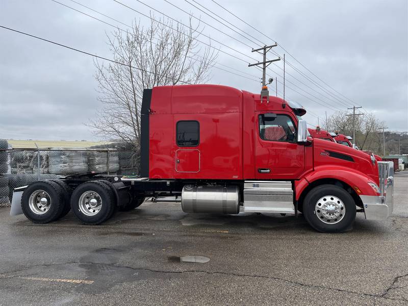 2024 Peterbilt 579 (For Sale) 80" Sleeper 30A891037