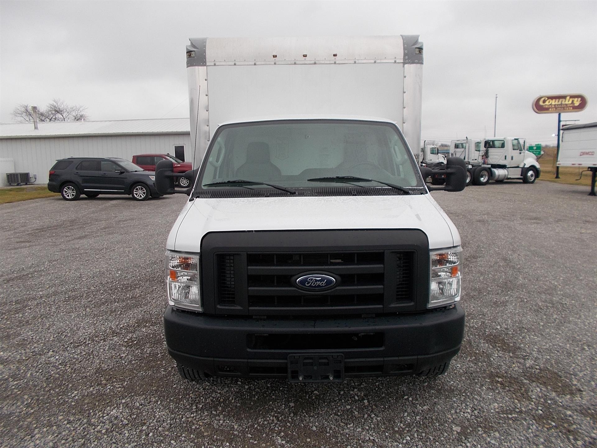 2019 fashion ford e350 box truck