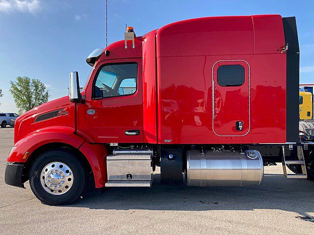 2024 Peterbilt 579 (For Sale) 80" Sleeper 30A891039