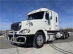 2015 Freightliner COLUMBIA 120 - Sleeper Truck