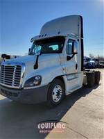 2020 Freightliner CASCADIA - Day Cab