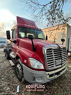 2015 Freightliner CASCADIA