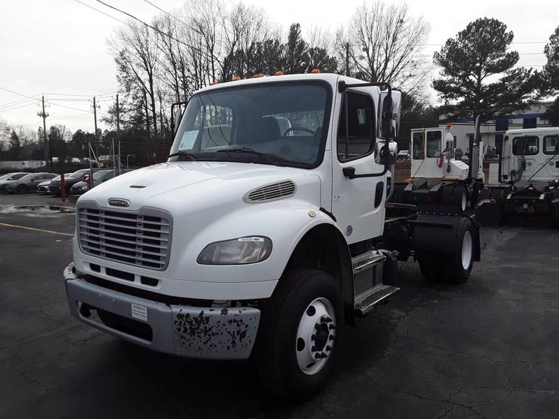 2016 Freightliner M2 106 (For Sale) | Day Cab | #643334