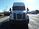 2017 Freightliner Cascadia - Sleeper Truck