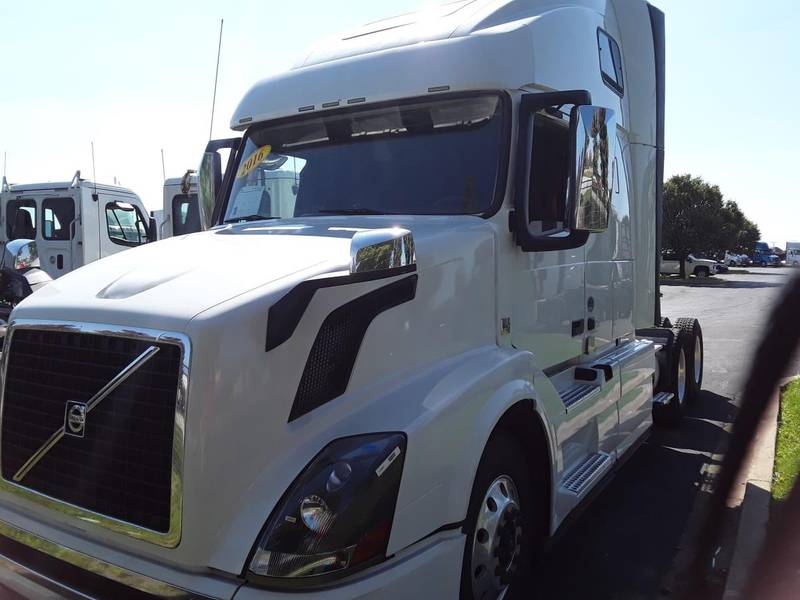 2016 Volvo VNL64T 670 (For Sale) | 48