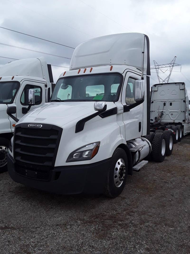 2019 Freightliner New Cascadia 116 For Sale Day Cab 894633 9939