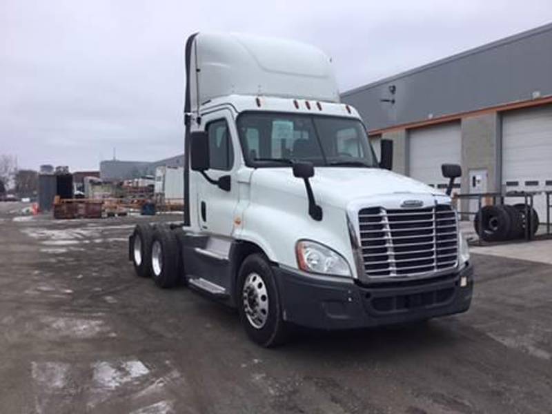 2017 Freightliner Cascadia (For Sale) | Day Cab | #62484