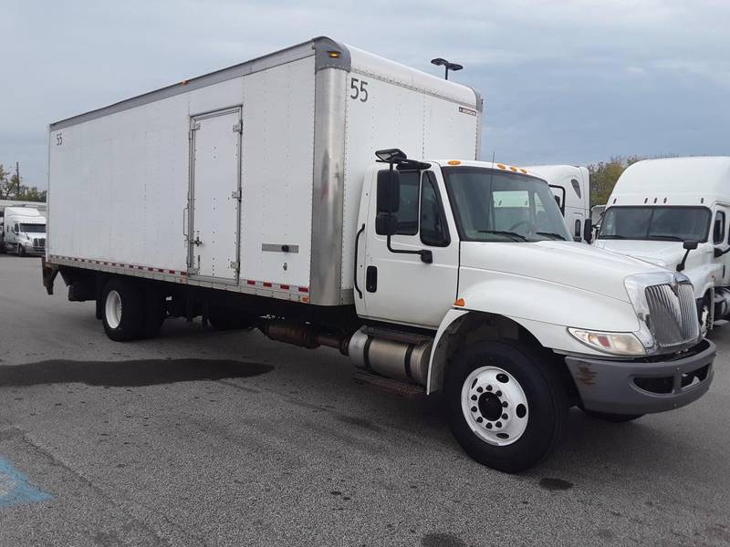 2017 Navistar International DuraStar 4300 (For Sale) | 26' Box | #680519