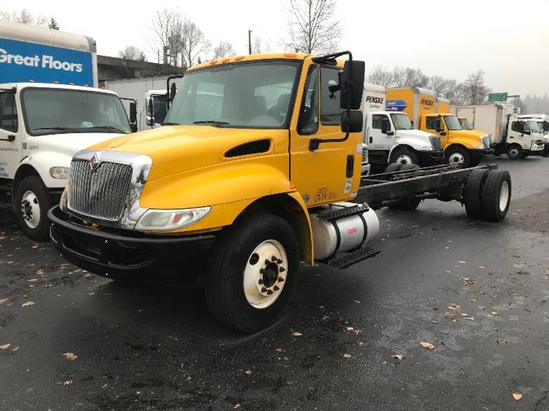 2019 International 4300 Cab & Chassis