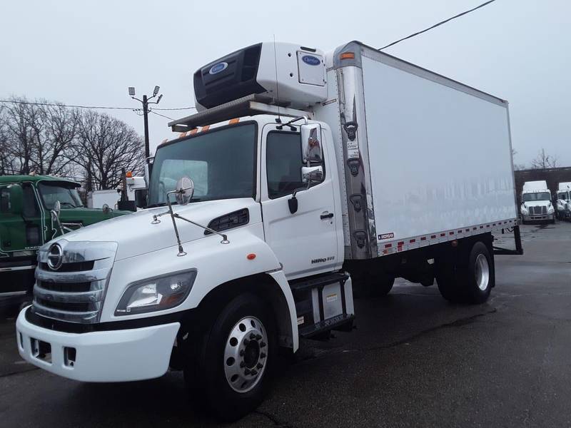 2017 Hino HINO 268 (For Sale) | 18' Box | #668177