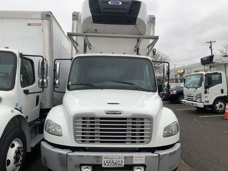 2018 Freightliner M2 106 (For Sale) | 26' Box | #683820