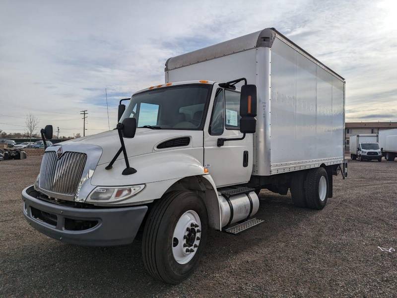 2015 Navistar International 4300 (For Sale) | 16' Box | Non CDL | #354142