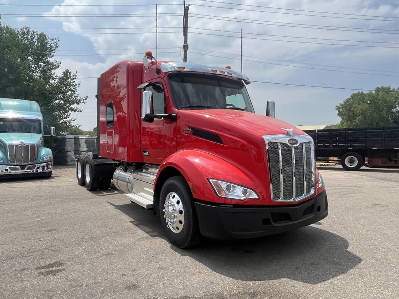 2024 Peterbilt 579 (For Sale) 80" Sleeper 30A601938