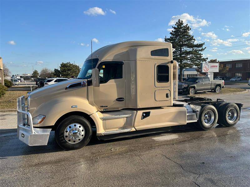 2018 Kenworth T680 Sleeper Truck