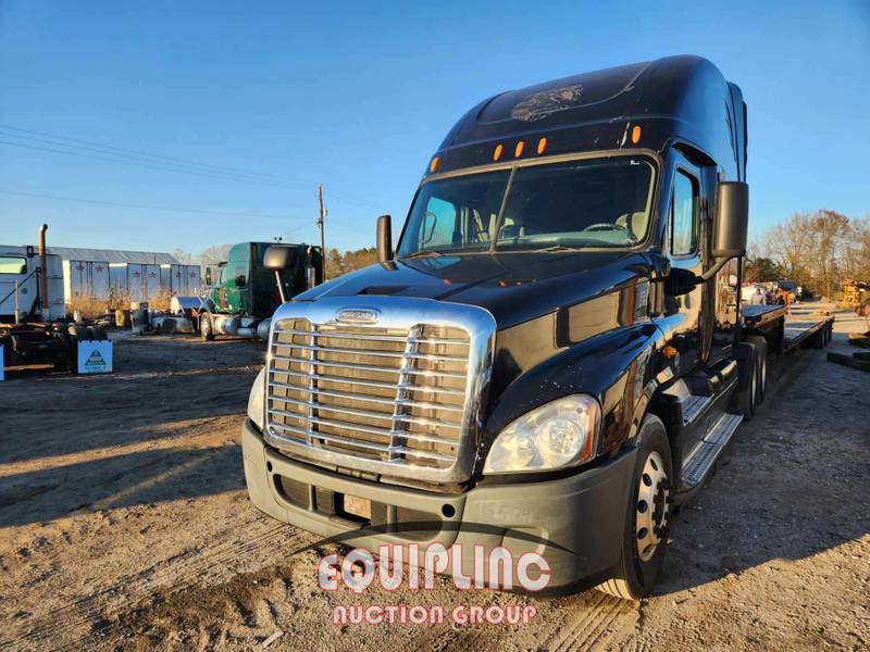 2012 Freightliner CASCADIA (For Sale) | 70