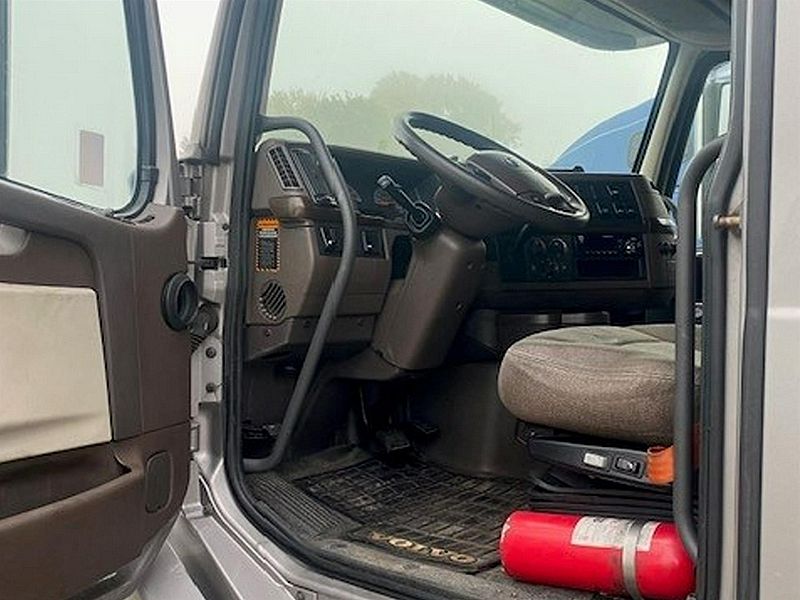 Discover 110+ images volvo vnl acm fault In.thptnganamst.edu.vn