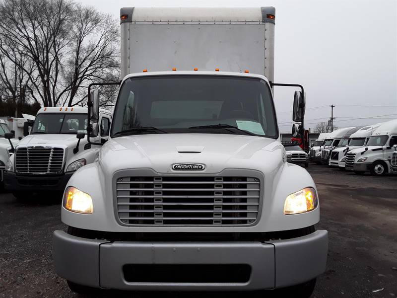 2018 Freightliner M2 106 (For Sale) | 26' Box | Non CDL | #686466