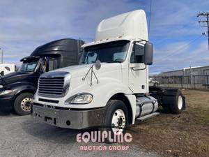 2007 Freightliner CL120 SINGLE AXLE DAY - Day Cab