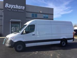 2021 MERCEDES-BENZ Sprinter - Cargo Van