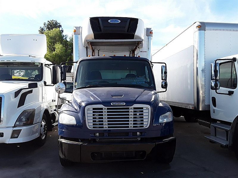 2015 Freightliner M2 106 (For Sale) Day Cab 346948