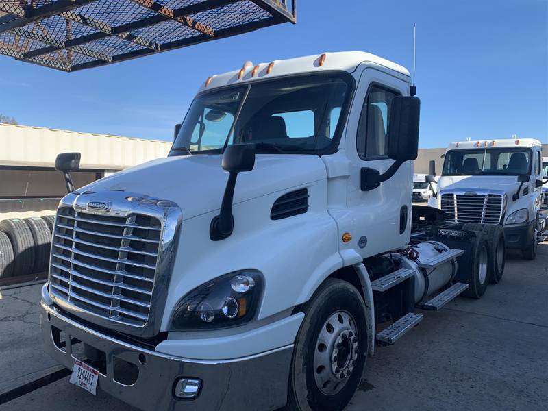 2016 Freightliner CASCADIA 113 (For Sale) | Day Cab | #659536