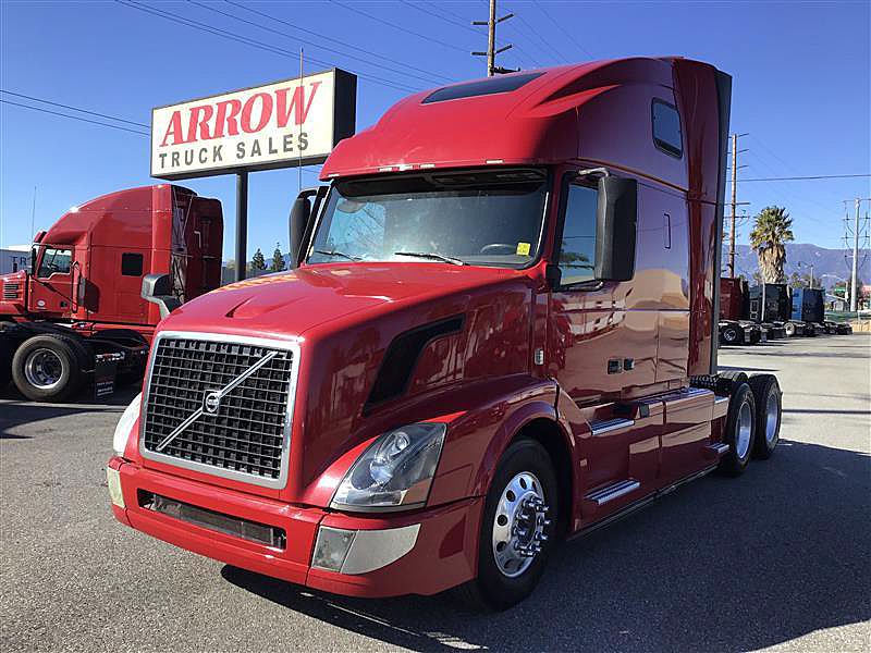 2017 Volvo VNL 670 (For Sale) 61" Sleeper 257875