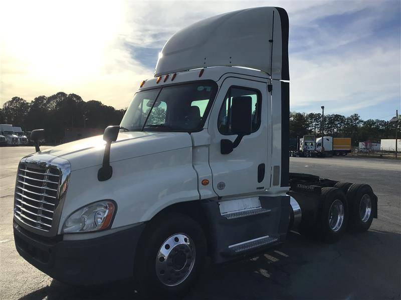 2018 Freightliner CASCADIA (For Sale) | NON Sleeper | #257947