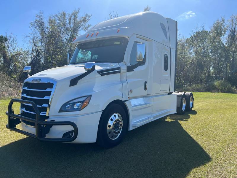 2021 Freightliner Cascadia For Sale 72" Sleeper ME8249