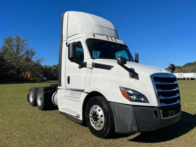 2018 Freightliner Cascadia Day Cab (For Sale) | Day Cab | #JL4142