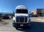 2017 Freightliner Cascadia 125 - Sleeper Truck