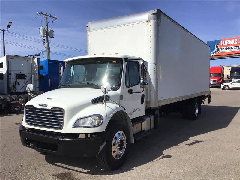 2016 Freightliner M2 106 (For Sale) | Box Van | #258063