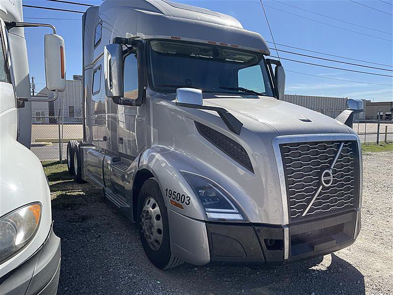 2019 Volvo VNL 860 (For Sale) 80" Sleeper 258140