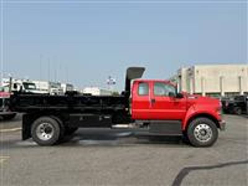 2024 Ford F750 (For Sale) Dump Truck Non CDL NF8393