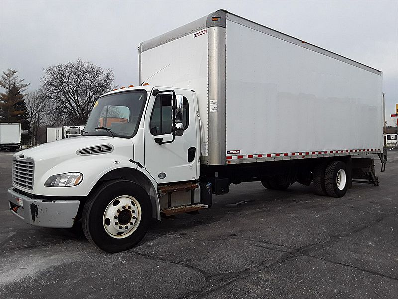 2016 Freightliner M2 106 (For Sale) 26' Box Non CDL 651961