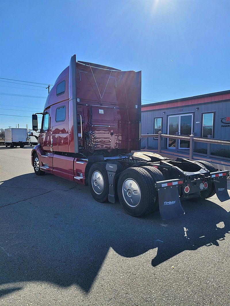 2018 Volvo VNL 860 (For Sale) 73" Sleeper 782322