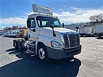 2014 Freightliner Cascadia 125 - Day Cab
