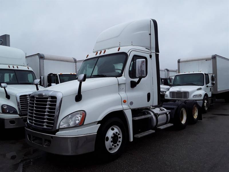 2017 Freightliner CASCADIA 125 (For Sale) | Day Cab | #667769